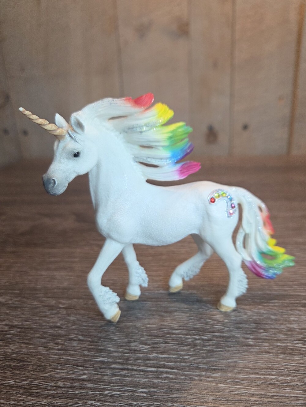 Schleich Rainbow Unicorn Stallion Horse 73527 2015 Retired Collectible Figure